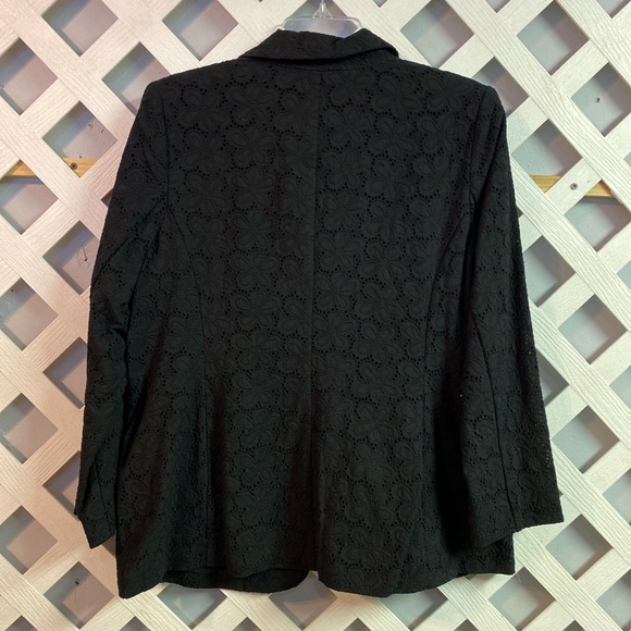 Susan Graver PURE Cotton Eyelet Shawl Collar Bracelet Sleeve Blazer Black Large - Picture 3 of 5